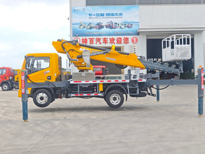 Customer Visits Factory for On-Site Aerial Work Platform Inspection and Test Drive