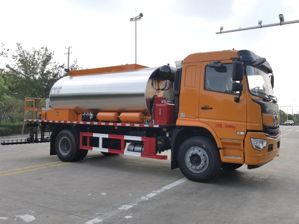SHACMAN 10T Asphalt Distributor Truck