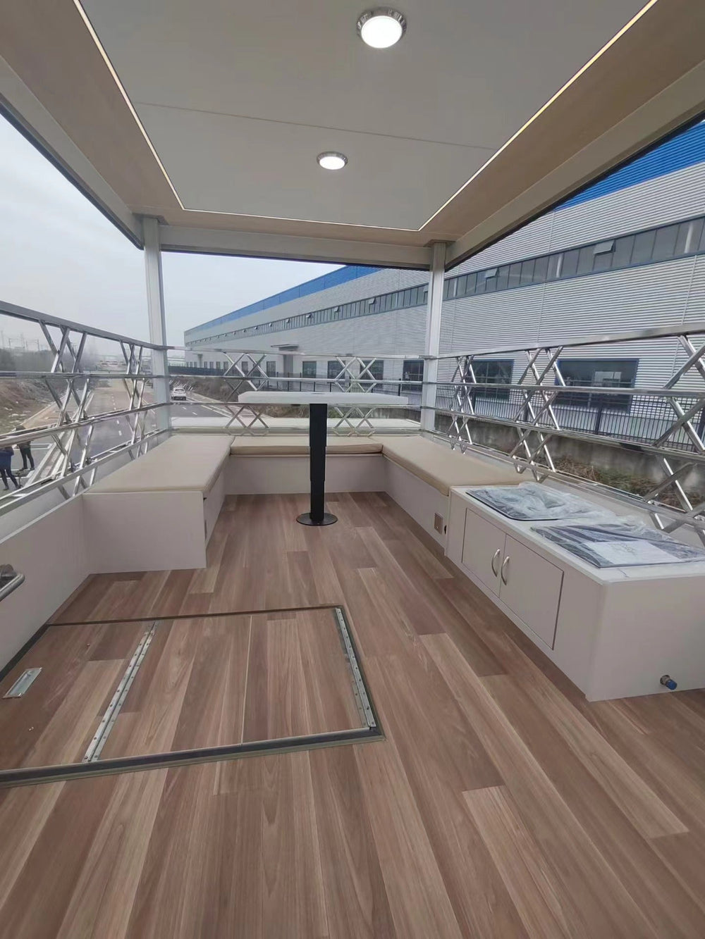 Chengli Yashutte HOWO Commander T3 Pop-Up Roof Hardcore RV - View 5 - SHENBAI Auto