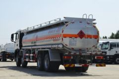 SINOTRUK HOWO TX7 350 HP 8×4 Flammable Liquid Tank Truck