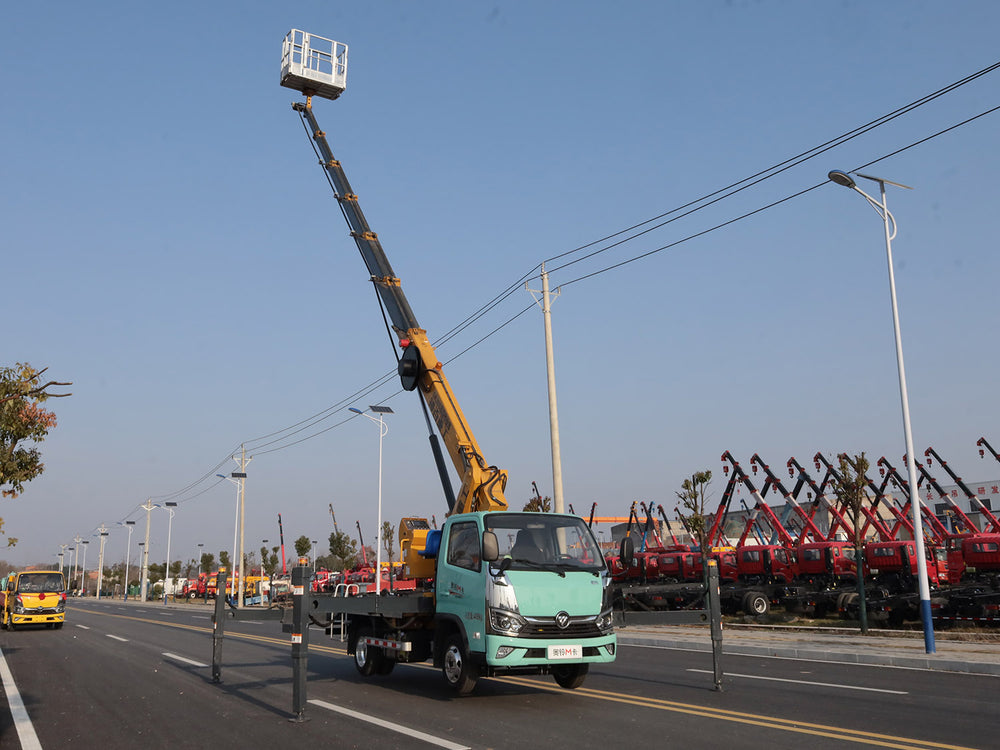 Foton Aoling M Card Blue Plate 30m Aerial Work Truck Full