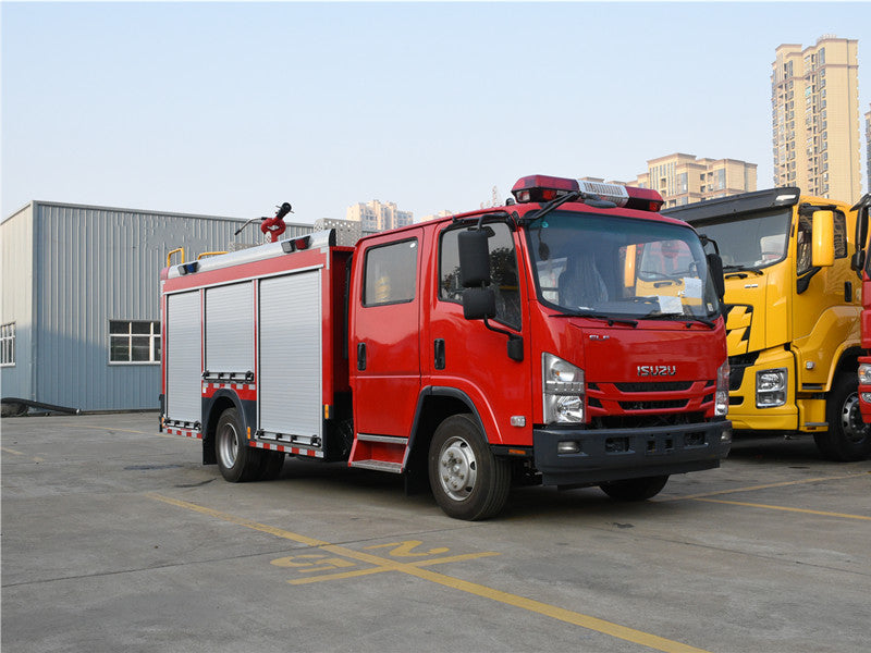 ISUZU 4 TON WATER TANK FIRE TRUCK