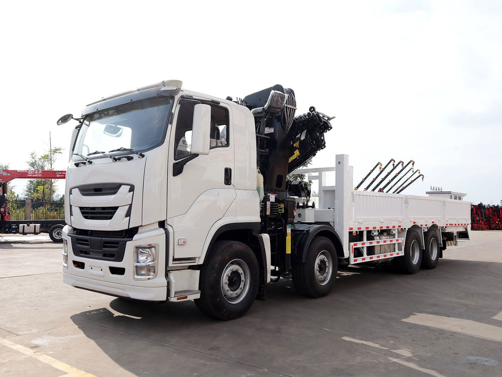 Isuzu 8x4 changxing 16-ton folding boom truck crane