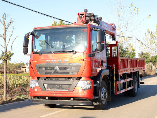 Howo Sany 8 Ton Truck Mounted Crane