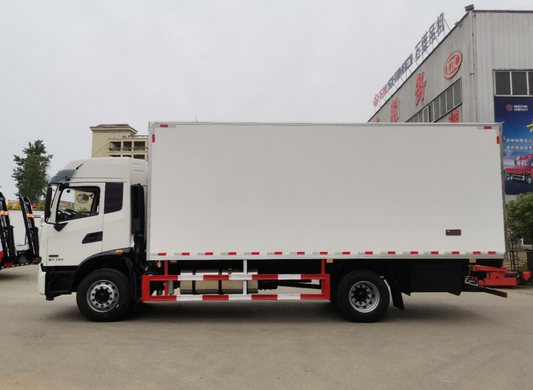 DongFeng 10T Refrigerator truck - SHENBAI Auto