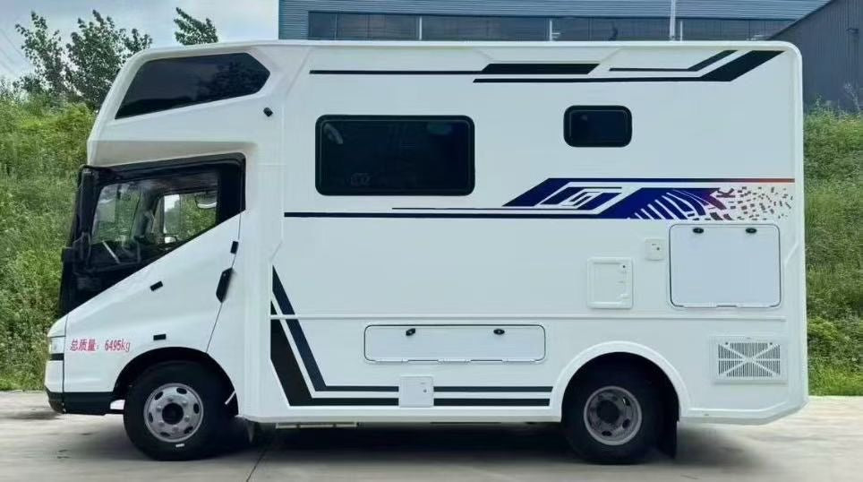 BYD T5 flat-roof motorhome with overcab bed - SHENBAI Auto