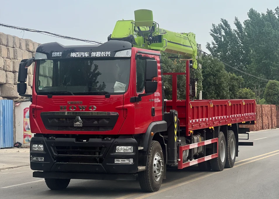 HOWO TX 6×4 - Zoomlion 14 Ton 5-Section Truck Mounted Crane - SHENBAI Auto