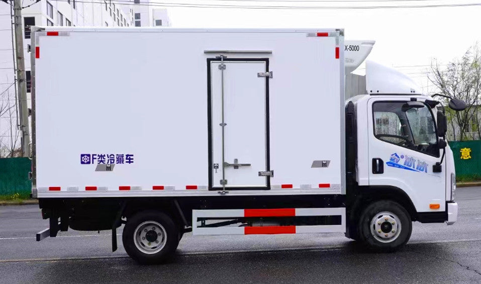FAW 4×2 Refrigerated Truck – Detailed Configuration