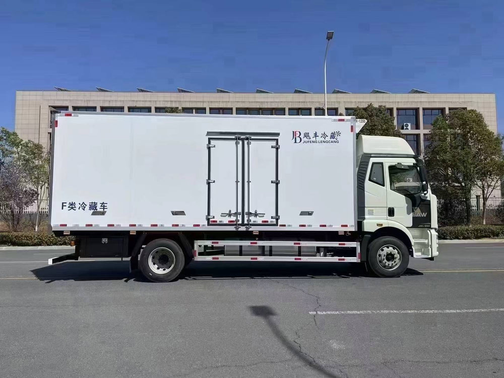FAW J6L 4×2 18T Heavy Duty Refrigerated Truck for Long Haul