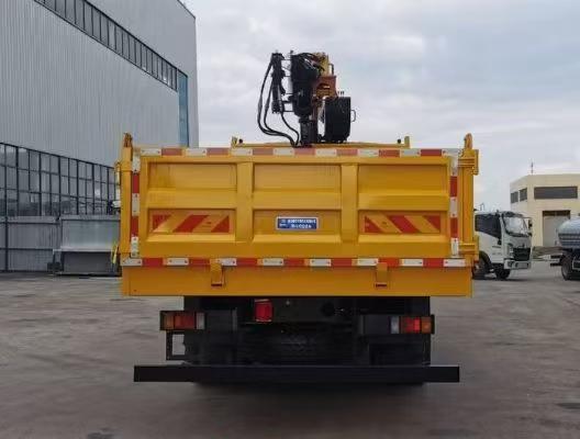 Dongfeng Liuzhou M3 6.3T Changxing Folding Boom Crane