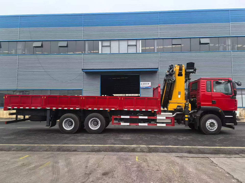Sinotruk Howo TX 12T XCMG Folding Boom Lorry Crane