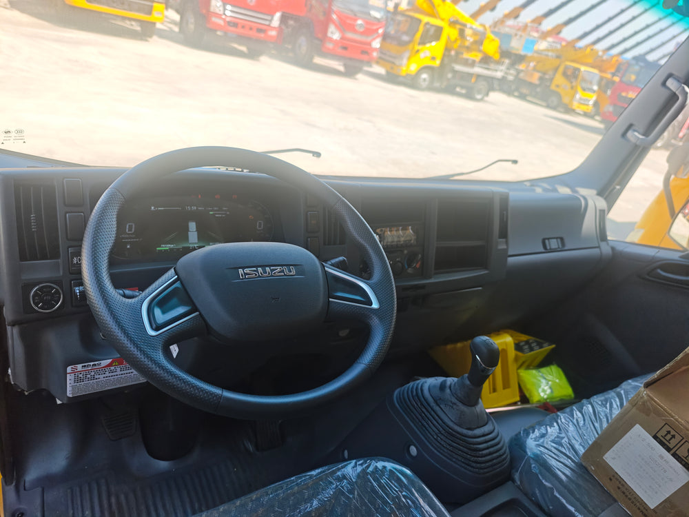 Isuzu KV100 GKS32 Pro Aerial Work Vehicle