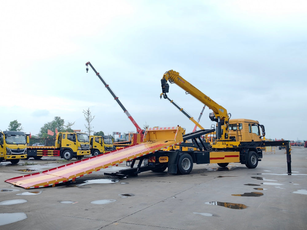 Sitrak 23 Ton Wrecker With Crane