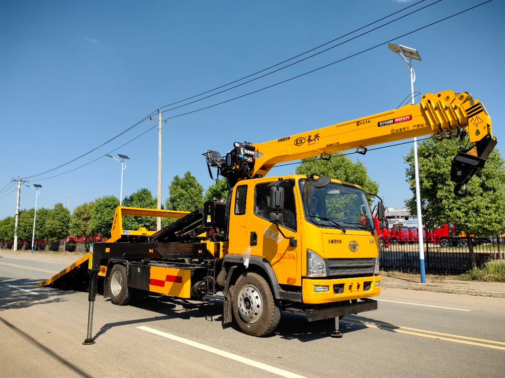 Jiefang Hu VH Wrecker Truck With Crane
