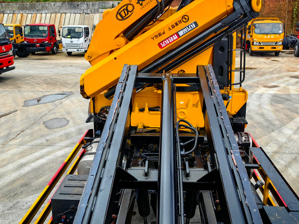 Dongfeng Dolica D9 Wrecker Crane Truck