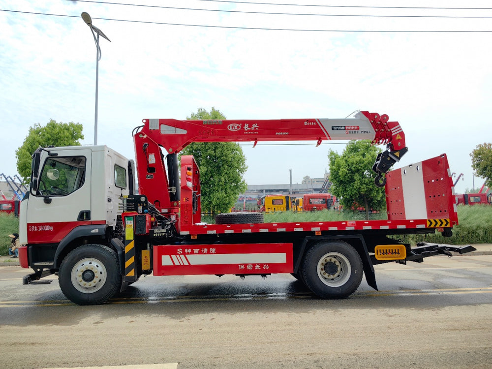 Liuzhou Chenglong Wrecker Truck with Crane