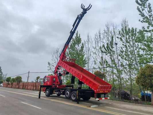Dongfeng Jincheng × Changxing 8-ton Folding Boom Truck with Log Grapple