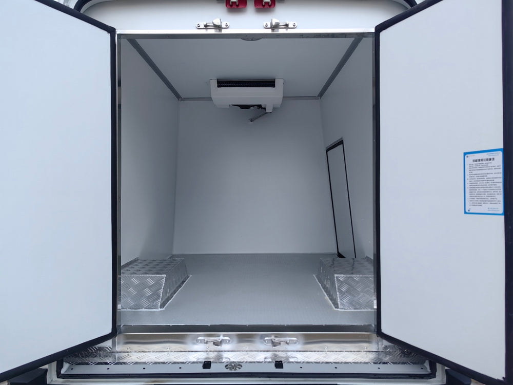 IVECO Short Wheelbase High Roof Refrigerated Van Spec Sheet
