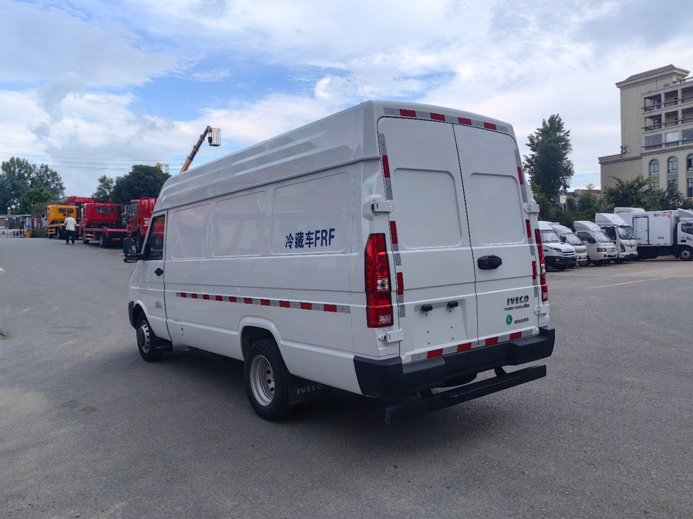 IVECO Long Wheelbase High Roof Refrigerated Van Spec Sheet
