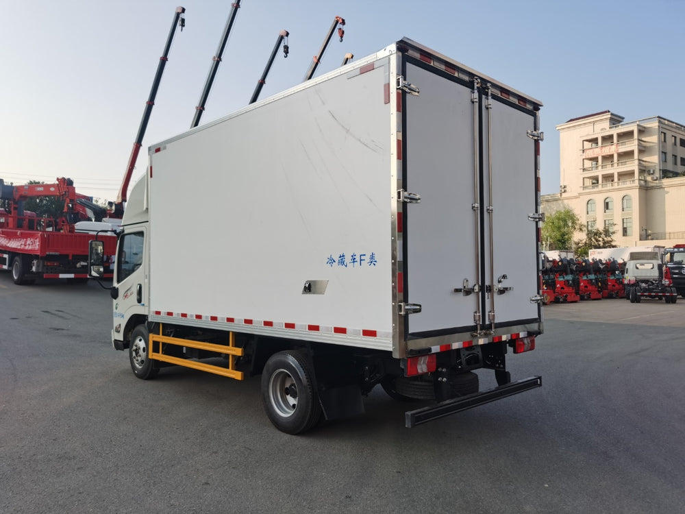 JMC New Kaiyun Wide Cab 4.2m Refrigerated Truck Spec Sheet