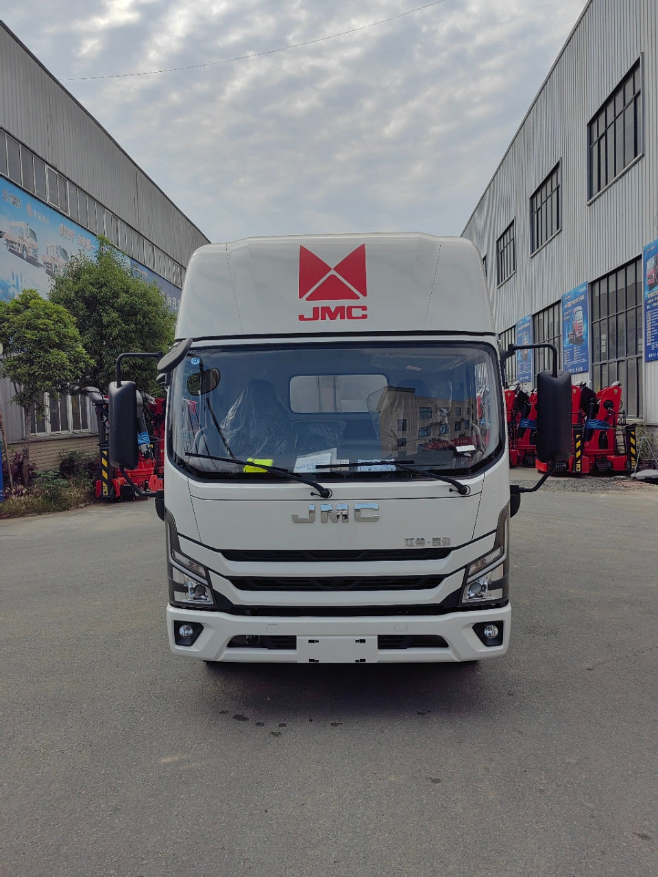 JMC New Kairun Half-row Cab 3.7m Refrigerated Truck