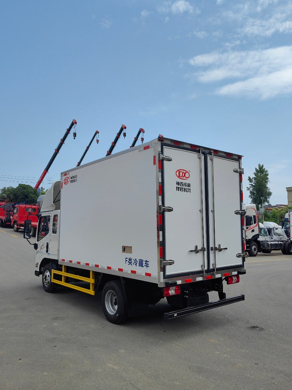 JMC New Kairun Half-row Cab 3.7m Refrigerated Truck