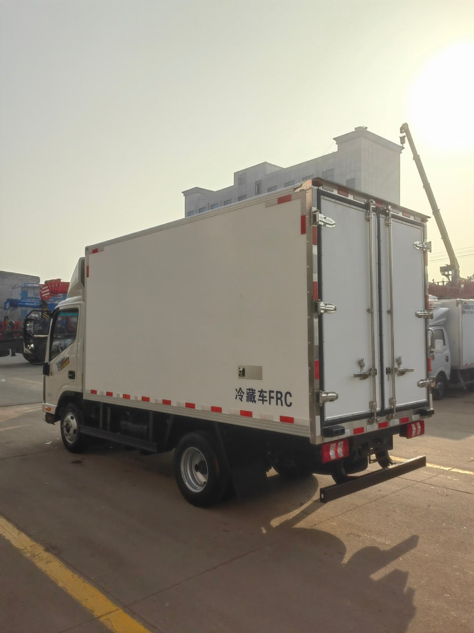 JAC SHUAILING S3 3.7M REFRIGERATED TRUCK FULL SPECIFICATION TABLE