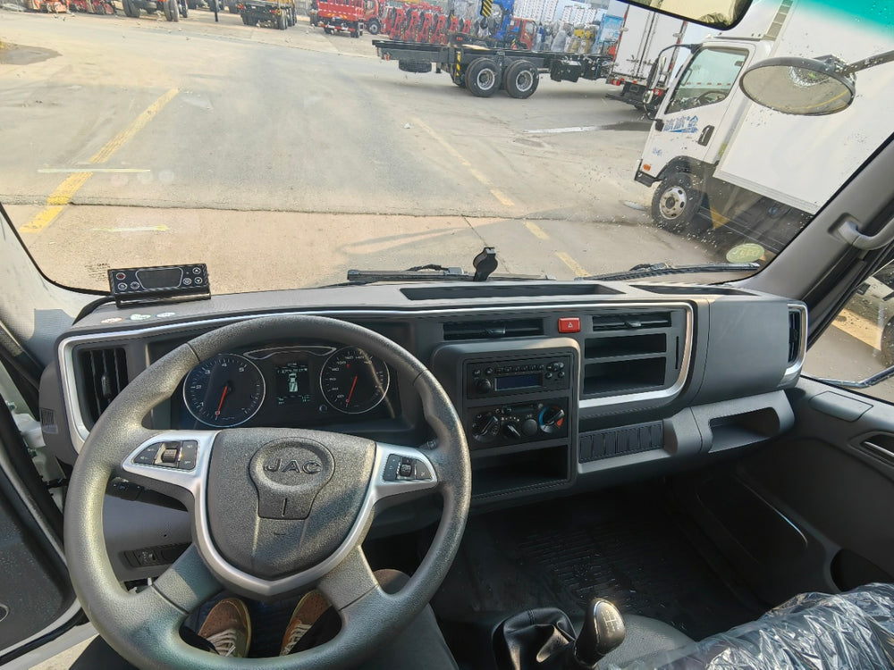 JAC SHUAILING S3 3.7M REFRIGERATED TRUCK FULL SPECIFICATION TABLE