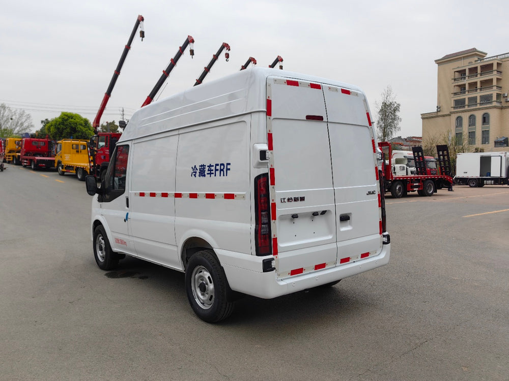 JMC FUSHUN SHORT WHEELBASE MID-HIGH TOP VAN REFRIGERATED TRUCK FULL SPECIFICATION TABLE