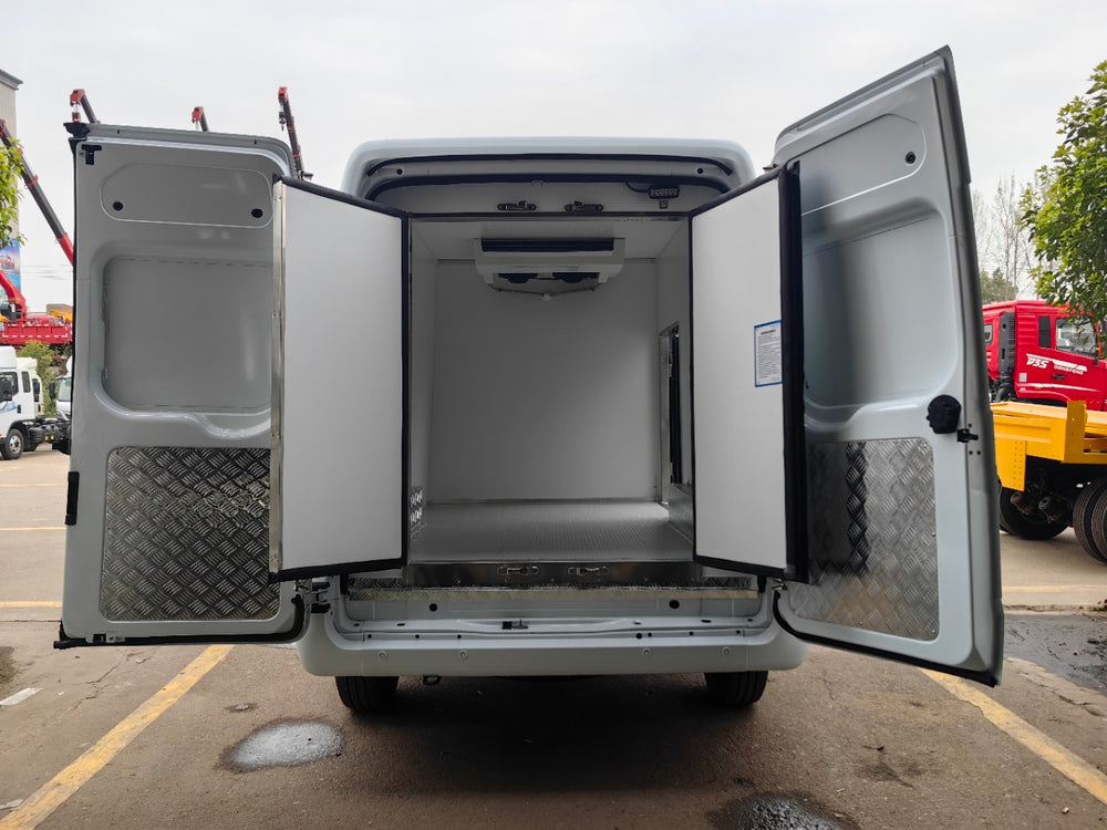 JMC FUSHUN SHORT WHEELBASE MID-HIGH TOP VAN REFRIGERATED TRUCK FULL SPECIFICATION TABLE