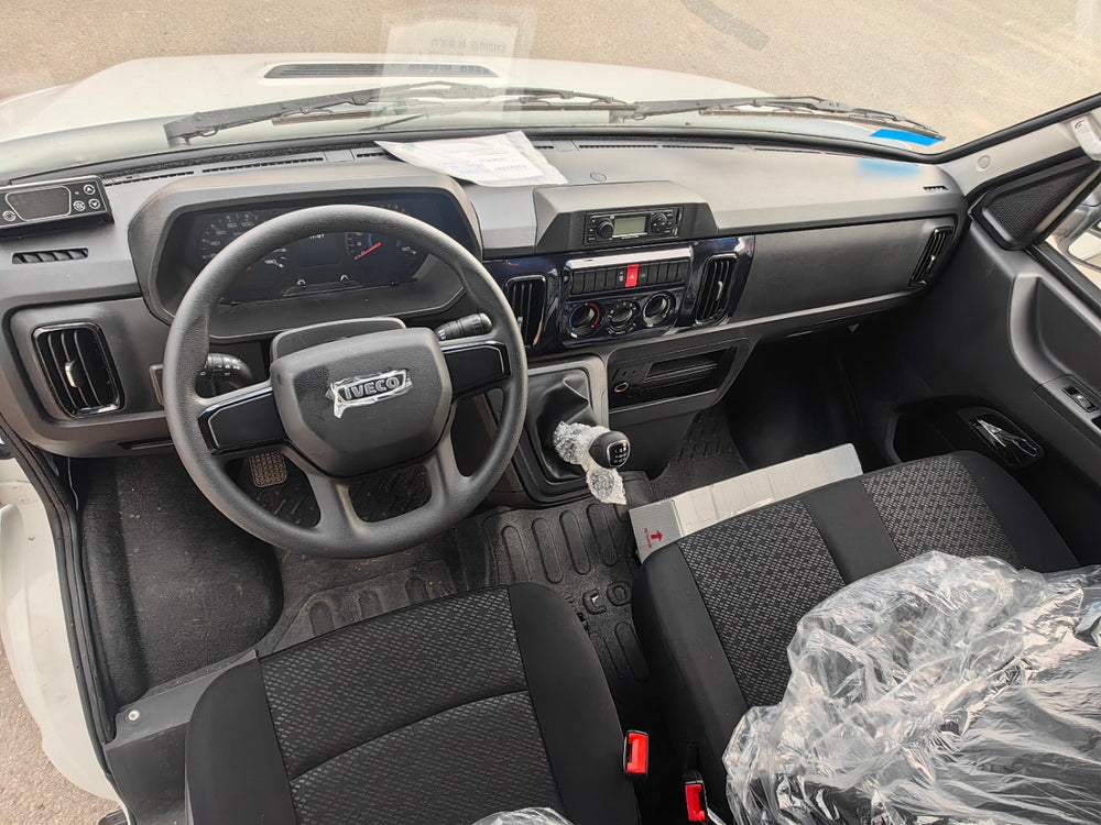 IVECO LONG WHEELBASE HIGH TOP VAN REFRIGERATED TRUCK FULL SPECIFICATION TABLE