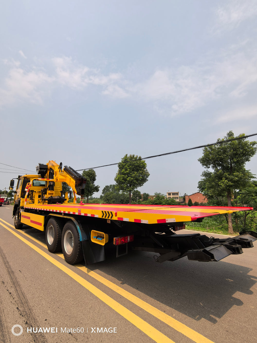 SINOTRUK HOWO 6×4 Integrated Recovery Wrecker with Crane