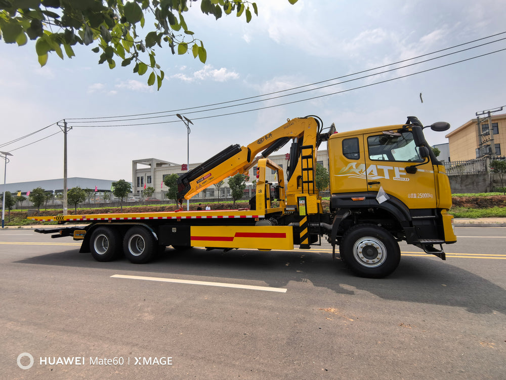 SINOTRUK HOWO 6×4 Integrated Recovery Wrecker with Crane