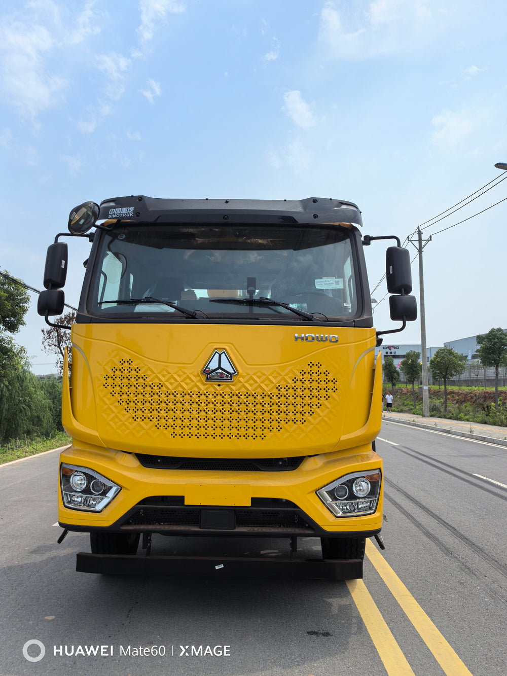 SINOTRUK HOWO 6×4 Integrated Recovery Wrecker with Crane