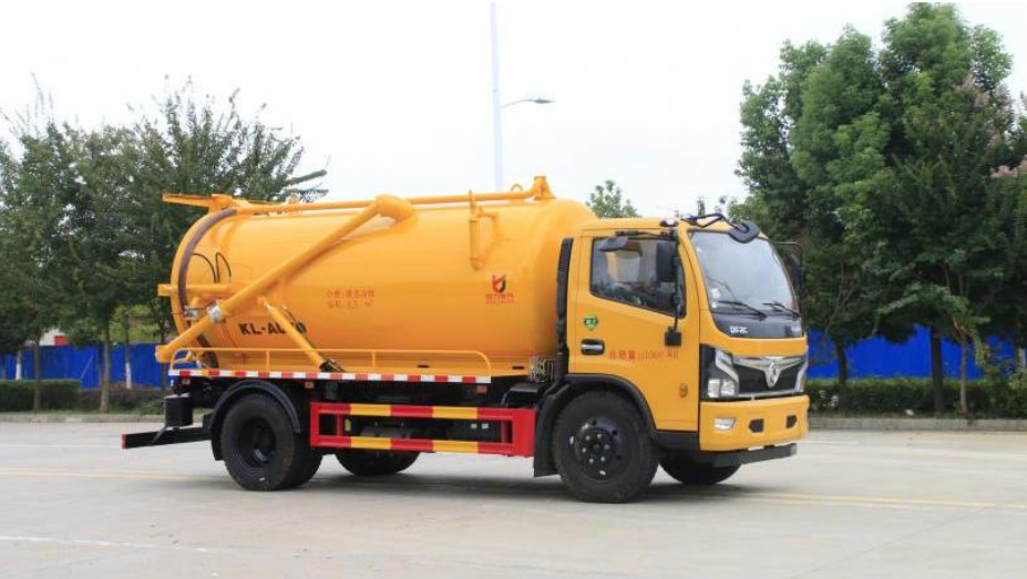 Dongfeng Dafurika 4x2 10m³ Sewage Suction Truck - View 3 - SHENBAI Auto