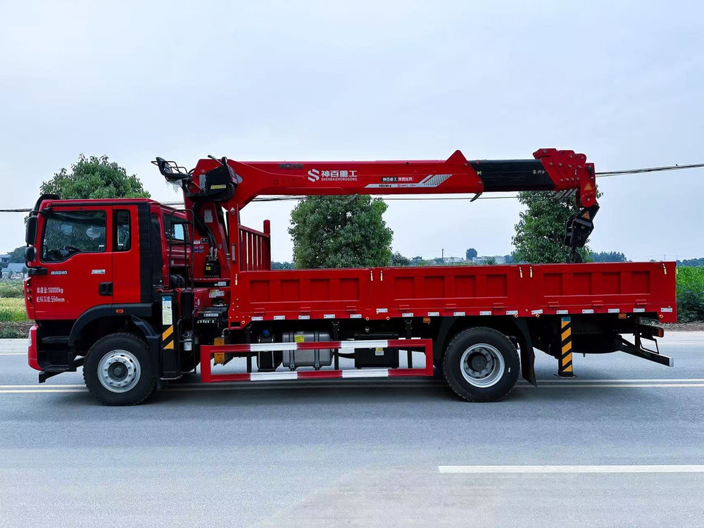 Sinotruk Howo 8-ton 6-section boom truck crane - View 5 - SHENBAI Auto