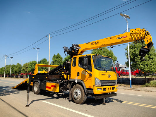 Jiefang 6.2 meter crane Wrecker truck