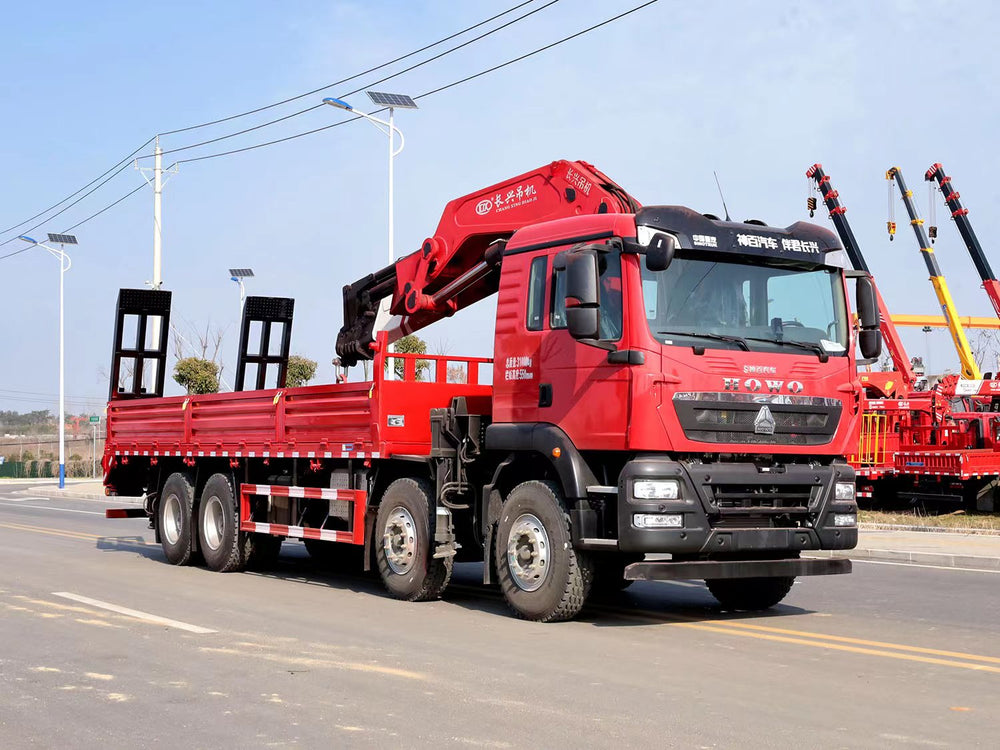 Howo 8×4 changxing 25-ton Knuckle Arm Truck Crane