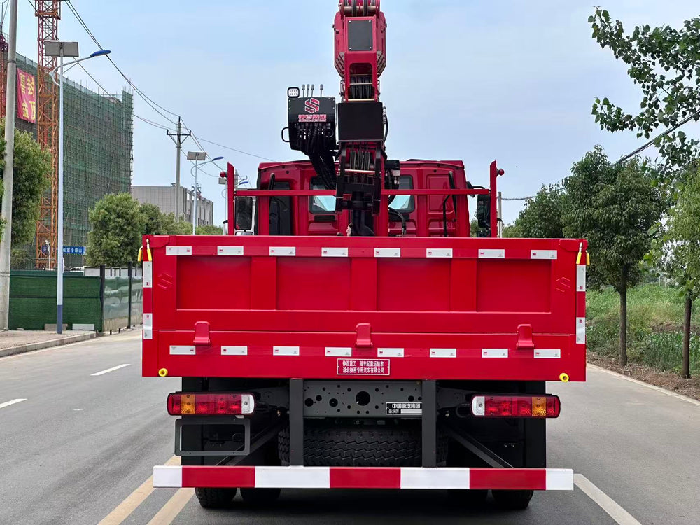 SINOTRUK HOWO TX7 4x2, 8‑ton Truck‑Mounted Crane - View 5 - SHENBAI Auto