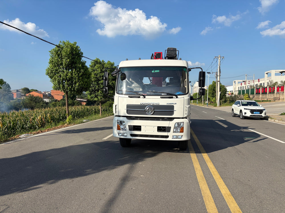 Dongfeng 4×2  10-ton Truck‑Mounted Crane