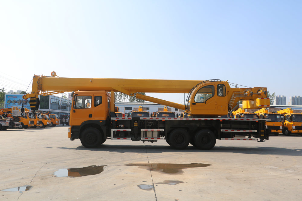 FTC25L5 Dongfeng Truck Crane: The Ultimate 25-Ton Lifting Solution