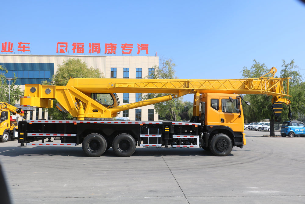 FTC25L5 Dongfeng Truck Crane: The Ultimate 25-Ton Lifting Solution
