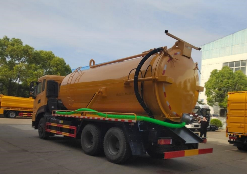 Dongfeng 20 m³ Sewage Truck - View 2 - SHENBAI Auto