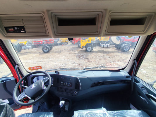 DongFeng 240HP Telescopic Boom Crane - View 2 - SHENBAI Auto