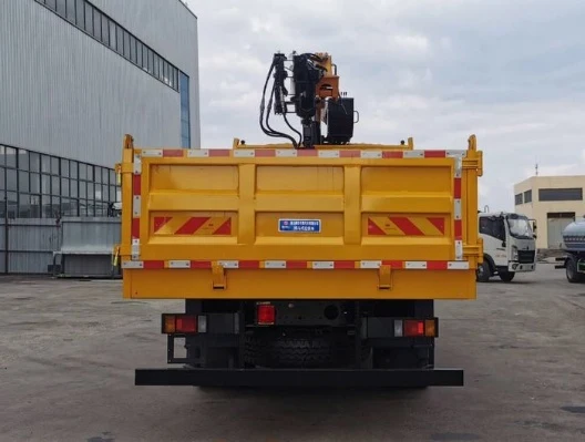 Dongfeng Liuzhou Motor Changxing 12-ton Folding Arm Truck mounted Crane - View 2 - SHENBAI Auto