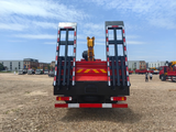 Howo 400HP 8×4 XCMG 14-ton 5-section Boom Flatbed Crane Truck - View 4 - SHENBAI Auto