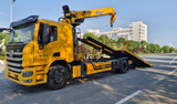 Wrecker truck with Crane