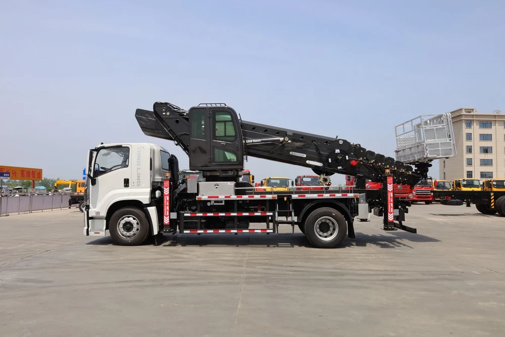 Isuzu 45-meter aerial work platform - View 2 - SHENBAI Auto