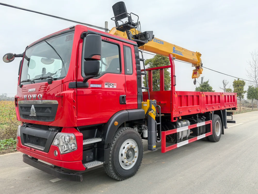 Howo 4×2 XCMG 8-ton 5-section Boom Truck Mounted Crane - SHENBAI Auto