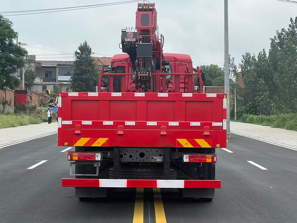 HOWO TX 8x4 380HP Crane Truck with Changxing 14-Ton 5-Section Straight Boom Crane - View 5 - SHENBAI Auto